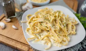 Proste spaghetti: szybki przepis na pyszny obiad bez stresu