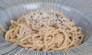 Słowiańskie spaghetti: prosty przepis na wyjątkowe danie z makaronem