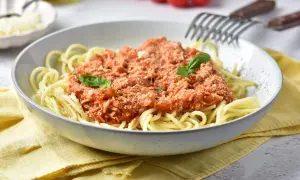 Najlepsze przepisy na wegańskie spaghetti z tofu, które pokochasz