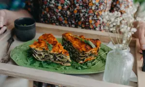 Jak podgrzewać catering dietetyczny, aby nie stracić smaku i wartości