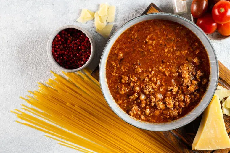 Czy sos do spaghetti można mrozić? Odkryj najlepsze praktyki przechowywania