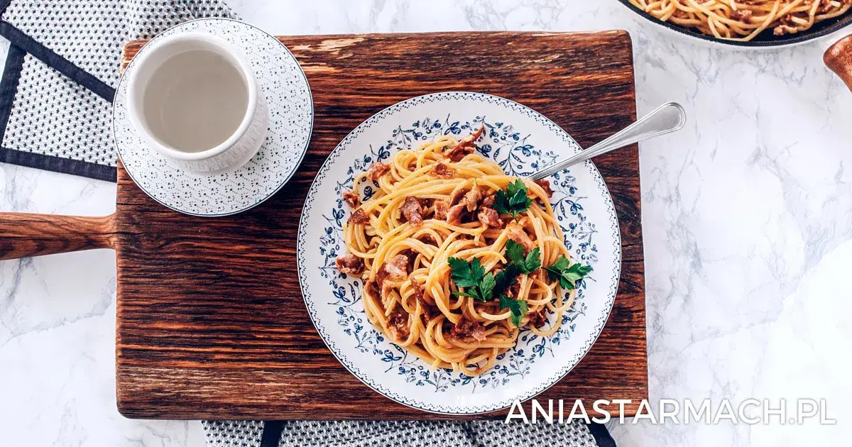 Jak zrobić makaron carbonara - prosty przepis na idealne danie