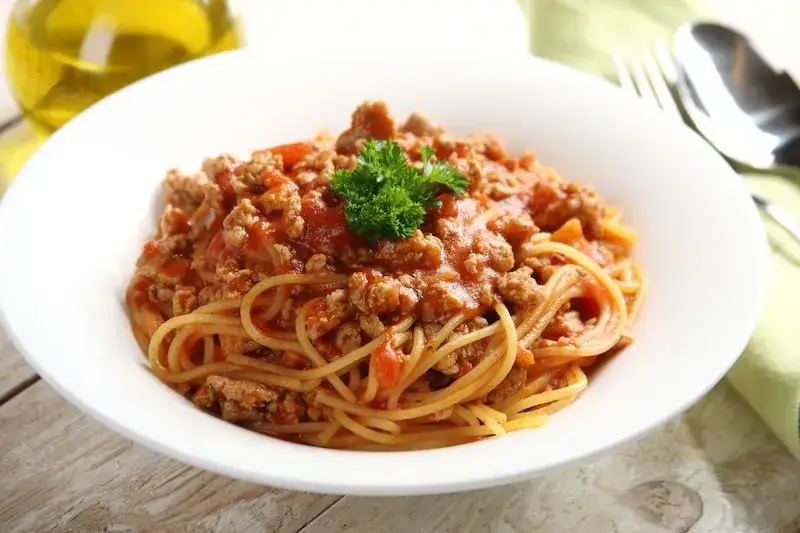 Zdjęcie Szybkie i zdrowe spaghetti z marchewką - prosty przepis na obiad