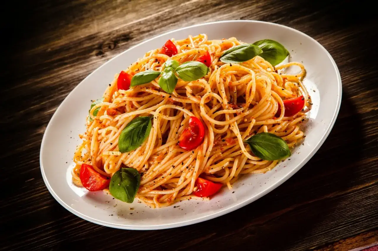 Zdjęcie Proste spaghetti: szybki przepis na pyszny obiad bez stresu