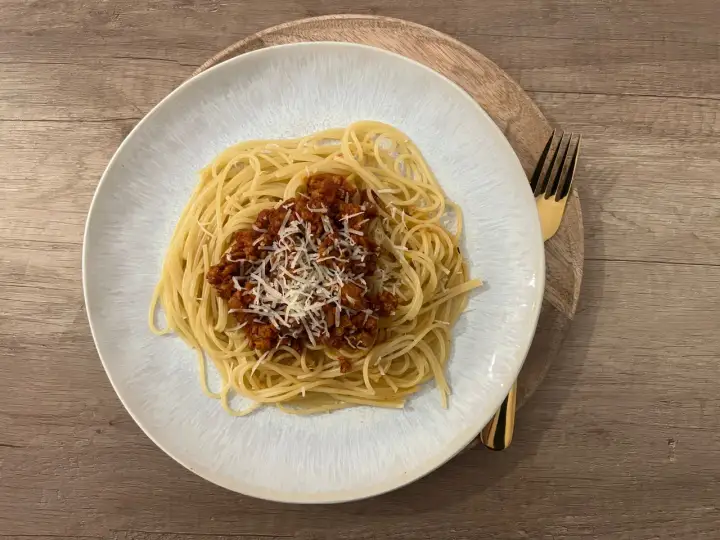 Jak zrobić spaghetti z passaty w 30 minut – szybki i smaczny przepis